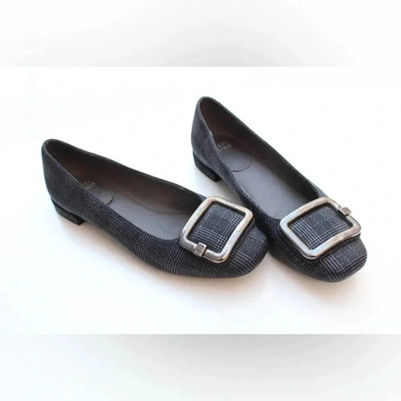 Stuart Weitzman flats - Picture 1 of 14